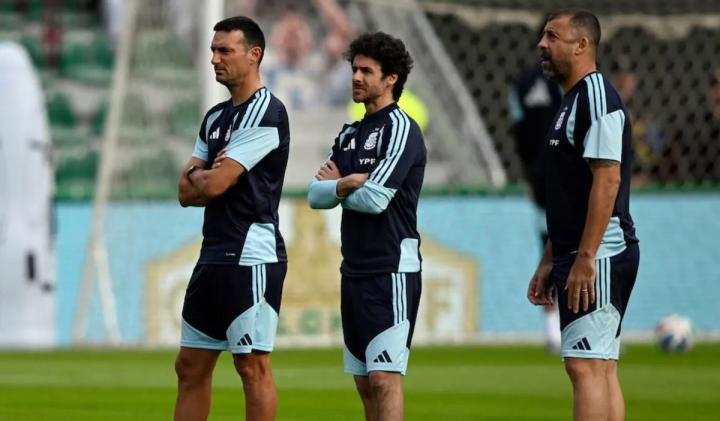  阿根廷国家队热身计划突生变故，原定友谊赛全面调整中。 体育新闻