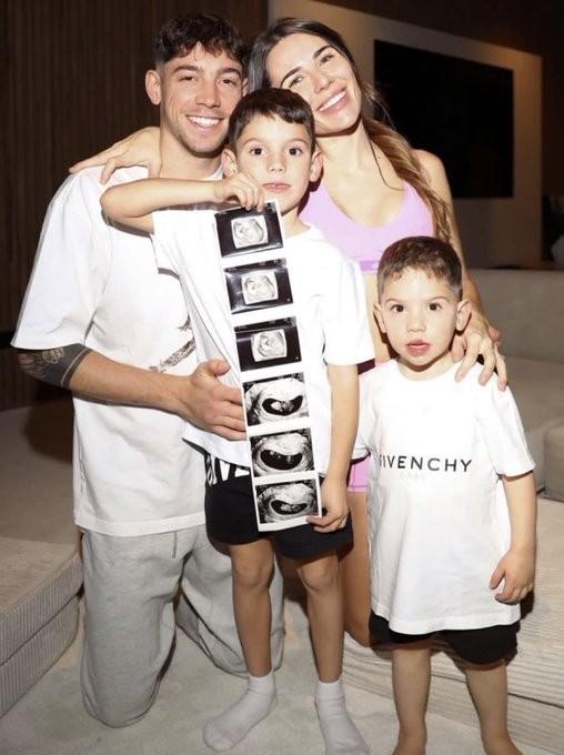 赛场之外的战术思维,深度解析中场球员的蜕变之路 IT技术