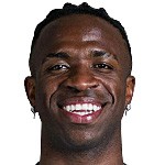  赛场数据变革：现代足球如何重塑球员的价值判定标准 体育新闻