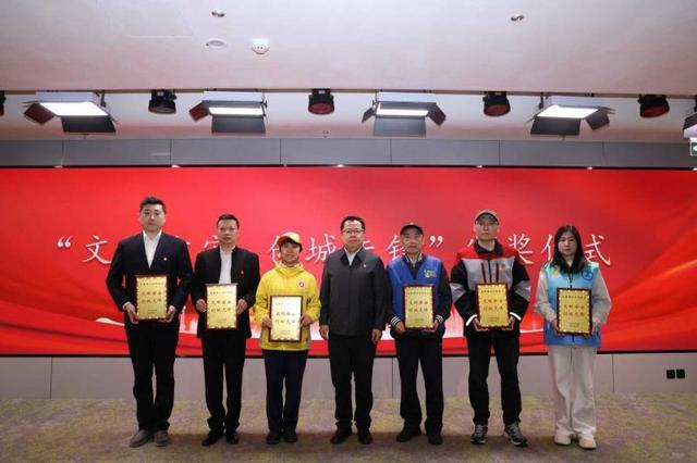 当城市的一角褪去陈旧，是什么力量在驱动文明的重塑？——右安门街道的共治哲学