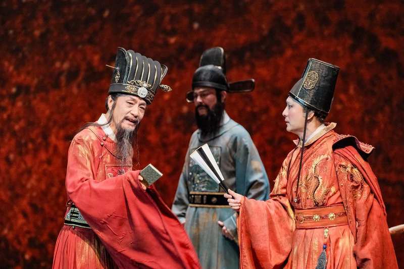  《张居正》：历史叙事的结构革命与民族化舞台表达的技术解码 文化旅游