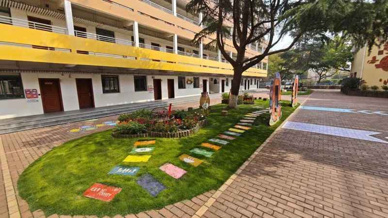  从课堂到社区：闵行新梅小学「陶艺+」教育生态系统的构建逻辑 教育招生