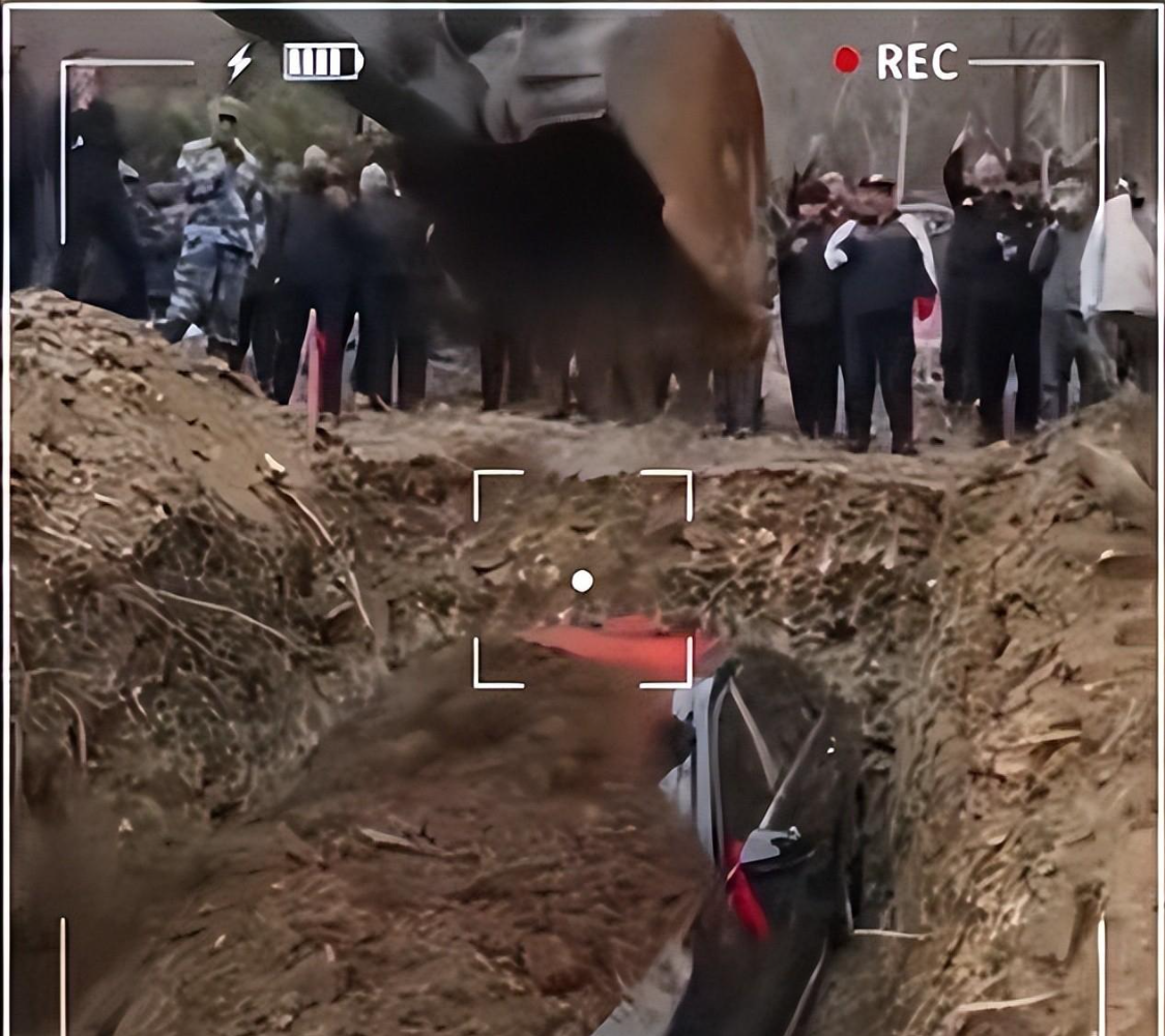  百万豪车陪葬事件的技术复盘：规则红线为何失守？ 新闻